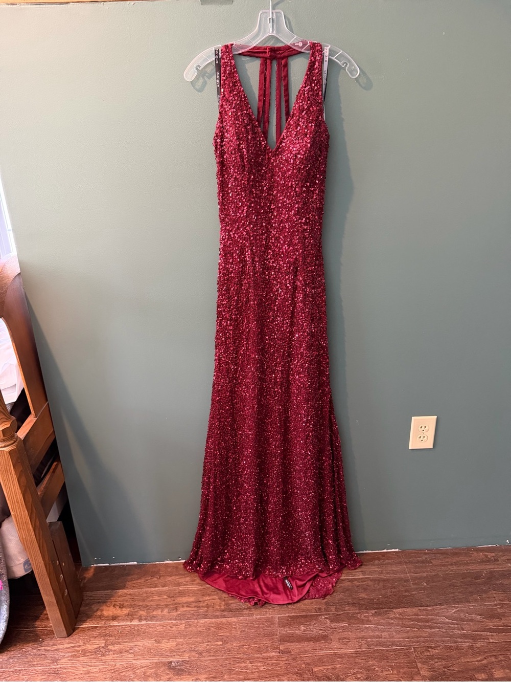 Elegant Sequin V-Neck Burgundy Prom Dress